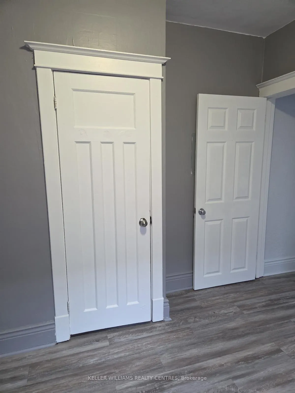 Photo 13 of Unit 5, 991 Main Street E, Hamilton, Crown Point — HOMEH
