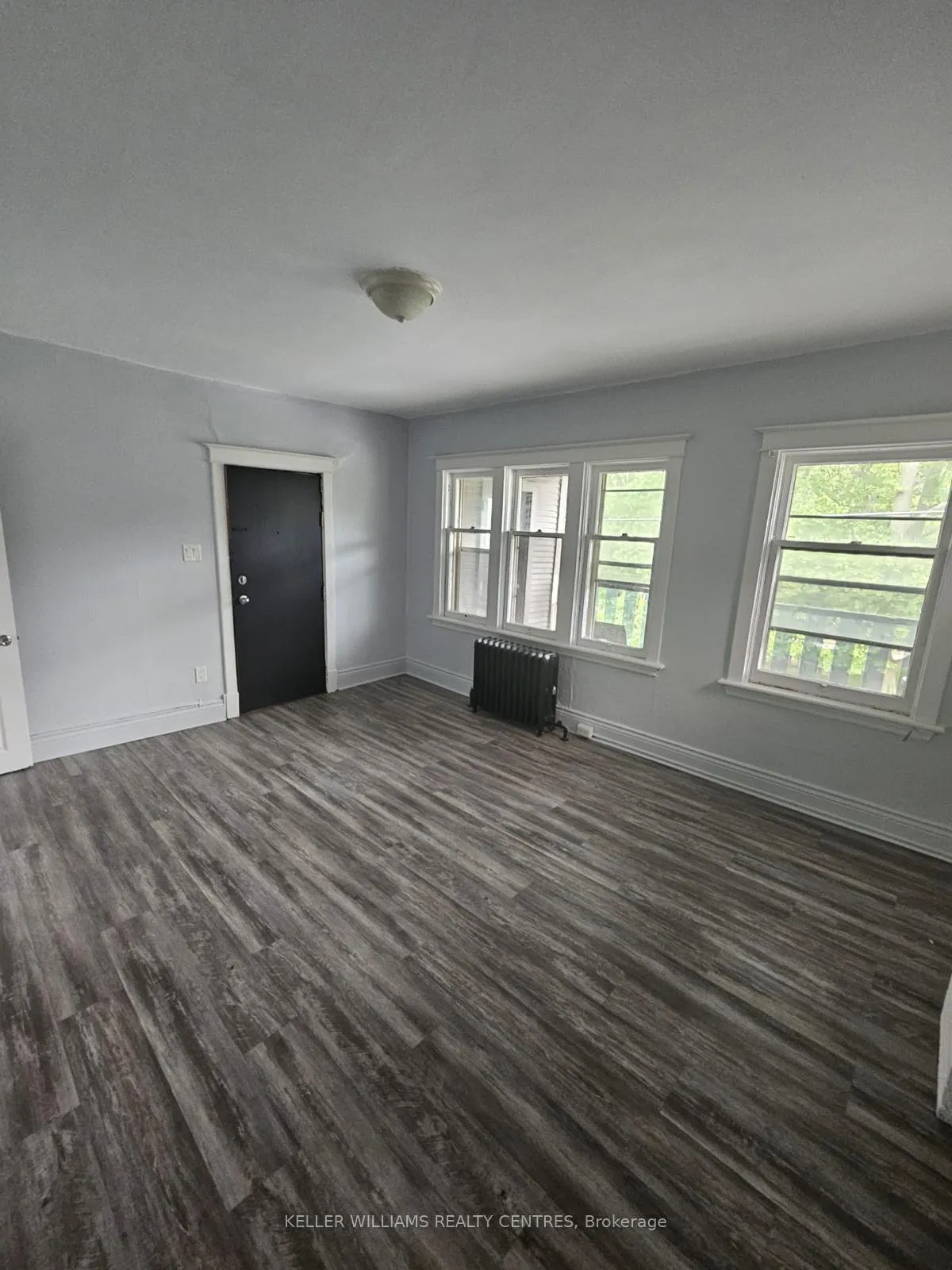 Photo 14 of Unit 5, 991 Main Street E, Hamilton, Crown Point — HOMEH