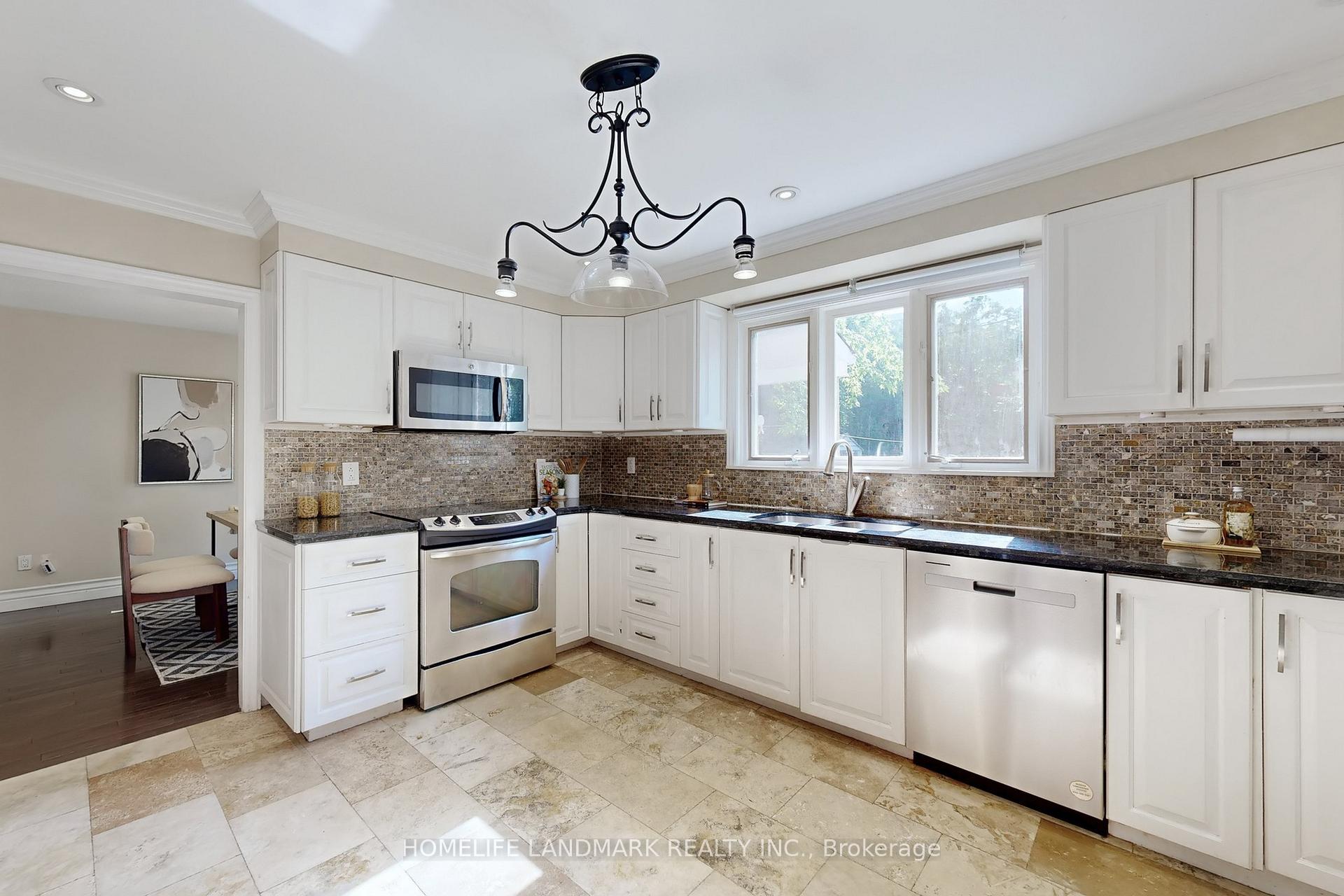 Photo 13 of 86 Weeping Willow Lane, Markham, Royal Orchard — HOMEH