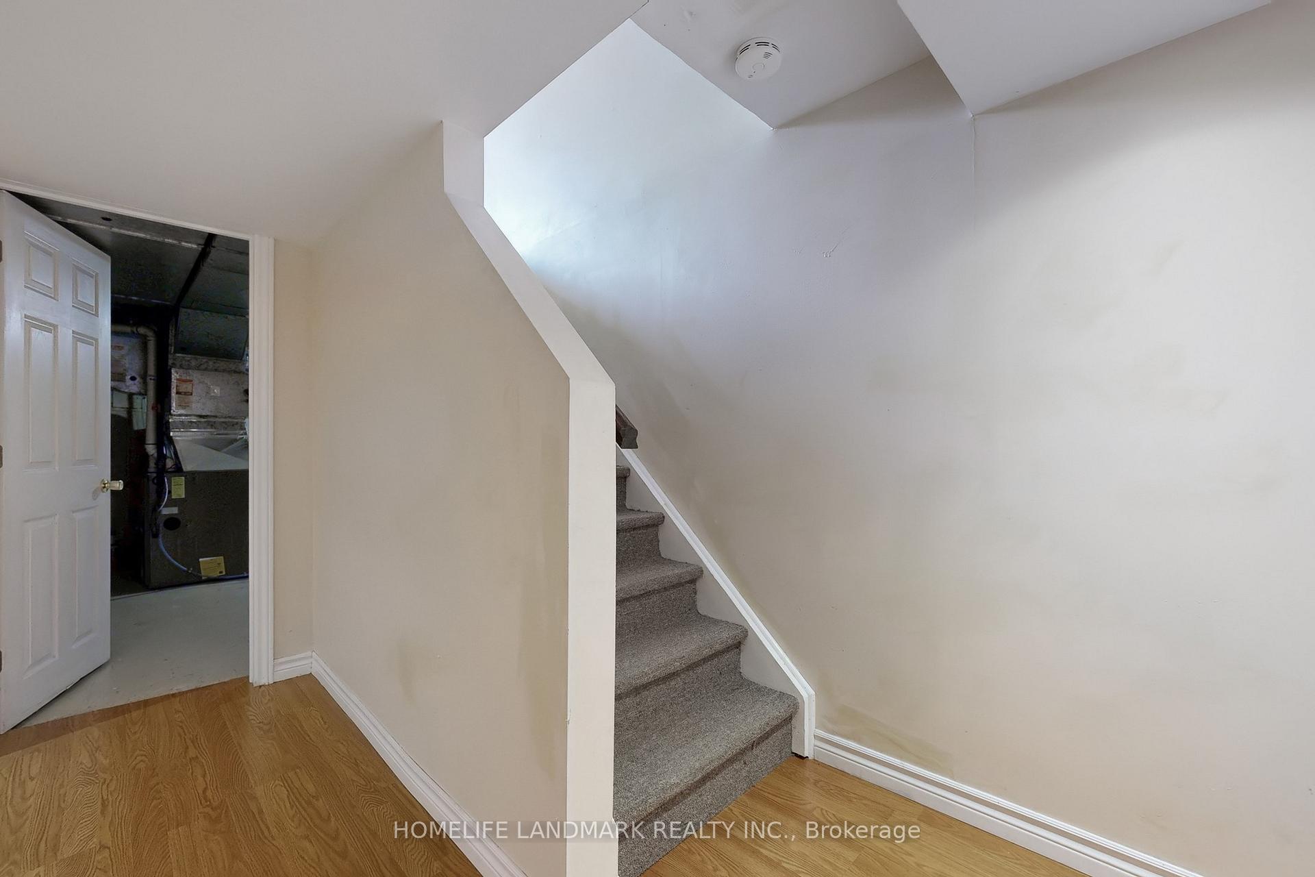 Photo 45 of 86 Weeping Willow Lane, Markham, Royal Orchard — HOMEH