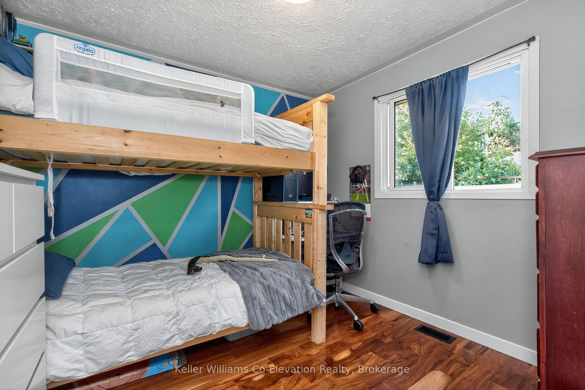 Photo 14 of 200 Sixth Street, Midland — HOMEH