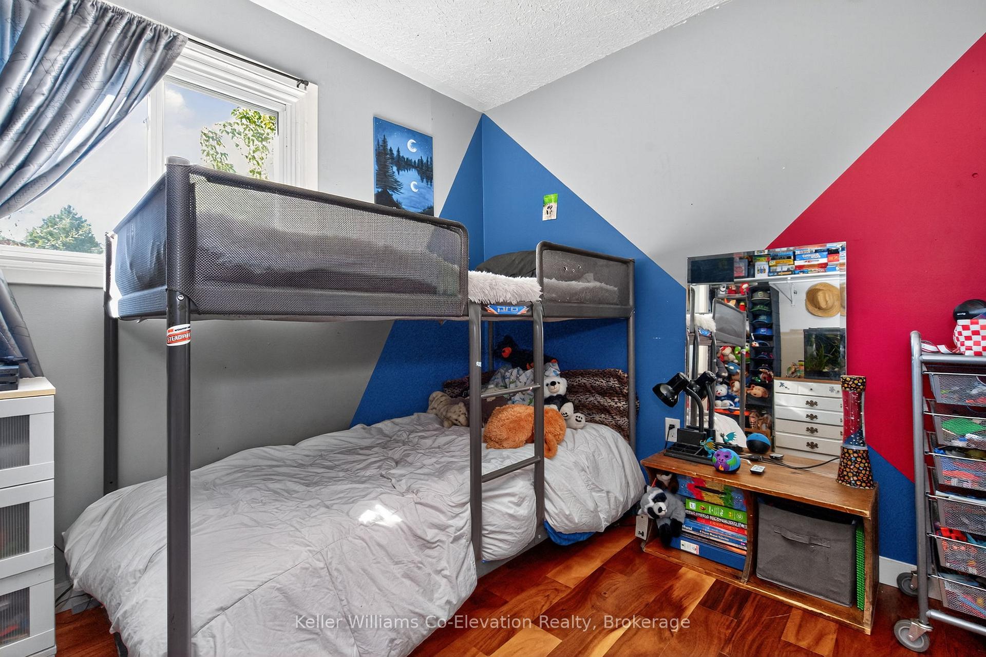 Photo 15 of 200 Sixth Street, Midland — HOMEH