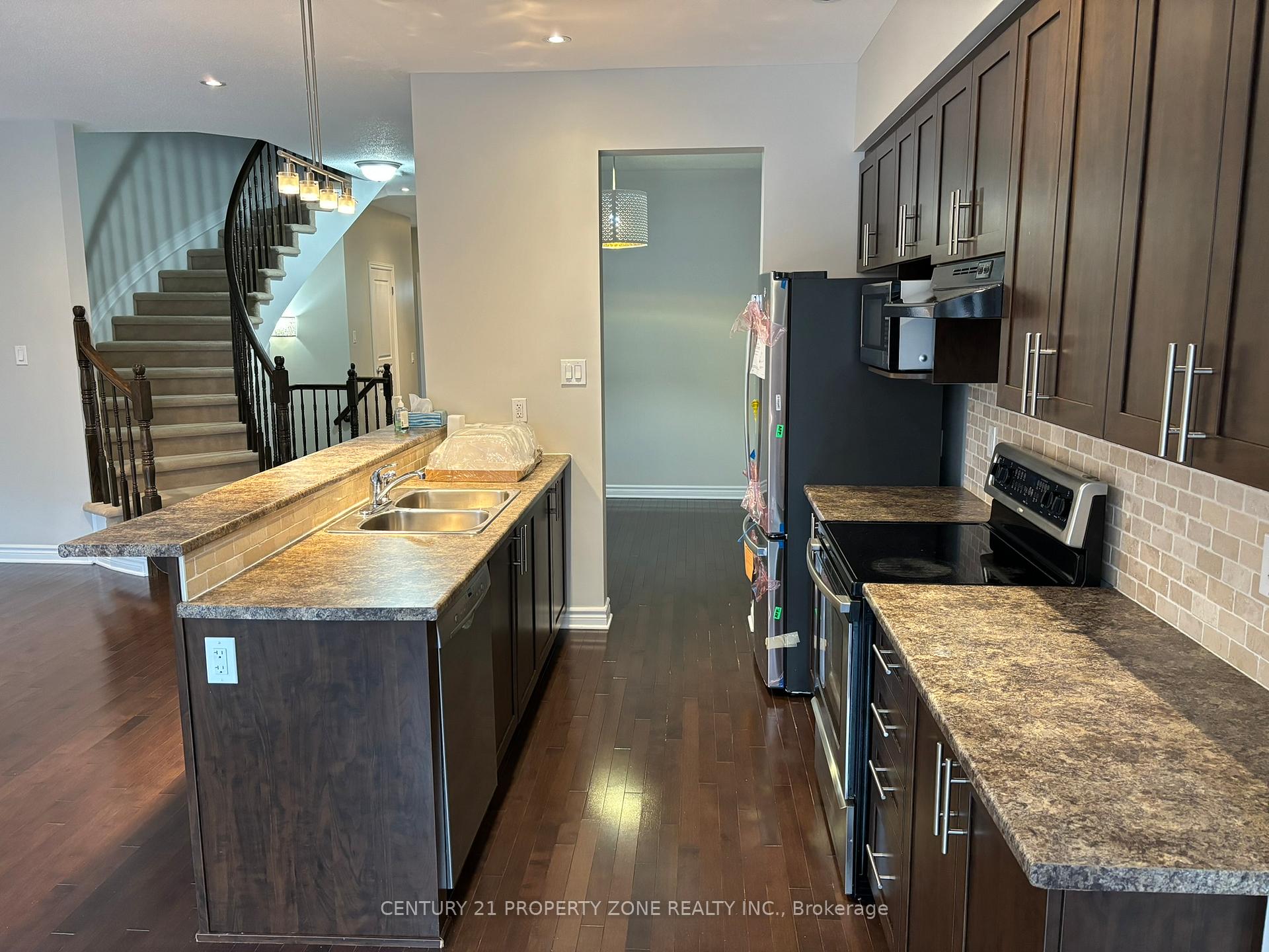 Photo 14 of 1167 Tischart Crescent, Ottawa, Kanata - Kanata Lakes/Heritage Hills — HOMEH