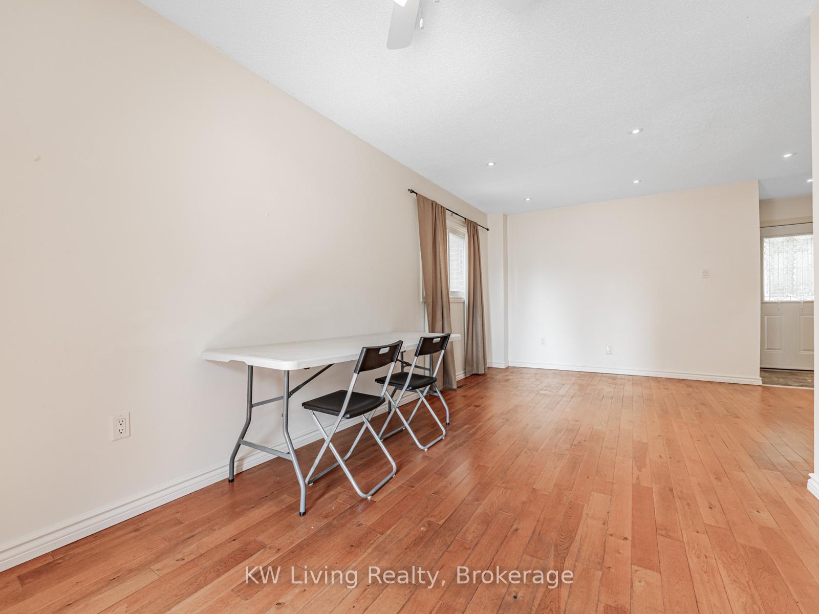 Photo 11 of 69 Miley Drive, Markham, Markville — HOMEH