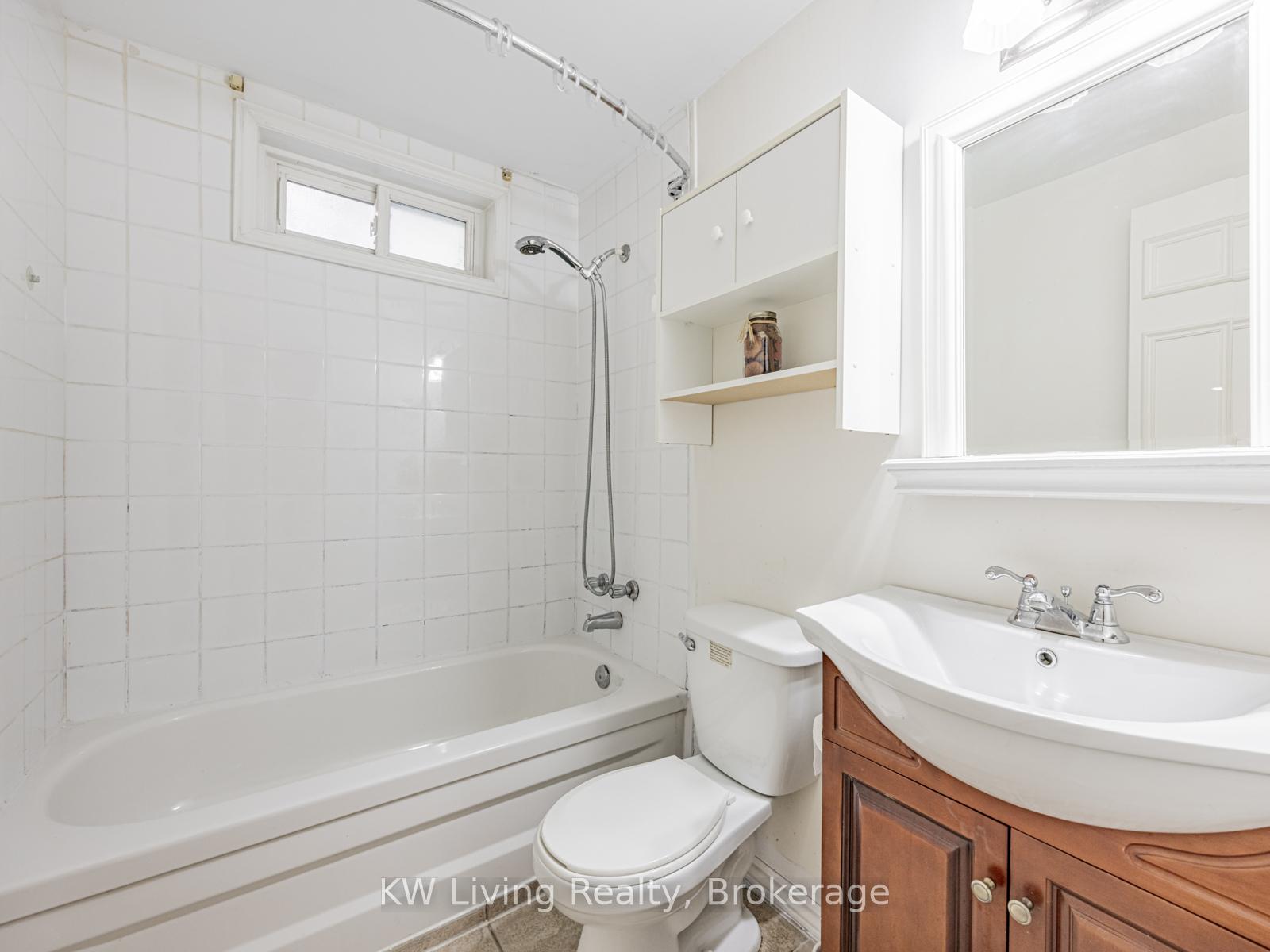 Photo 23 of 69 Miley Drive, Markham, Markville — HOMEH