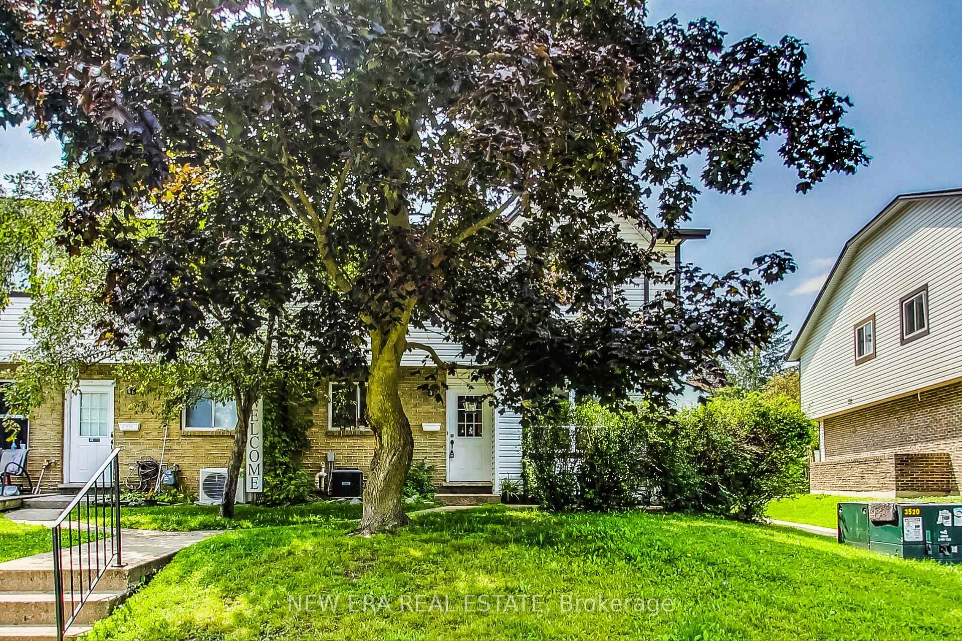 Photo 2 of Unit 1, 375 Pioneer Drive, Kitchener, Pioneer Park — HOMEH