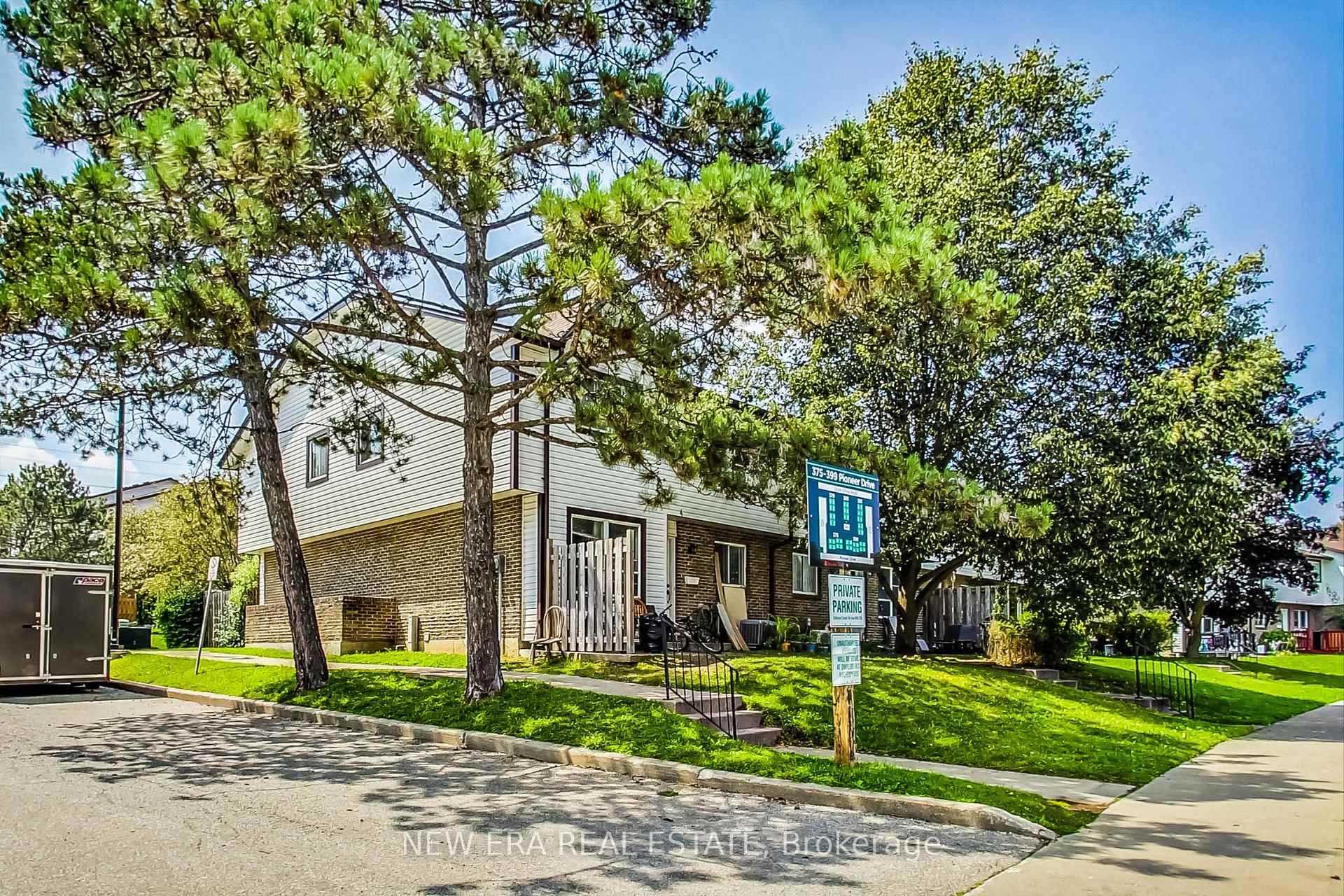 Photo 6 of Unit 1, 375 Pioneer Drive, Kitchener, Pioneer Park — HOMEH