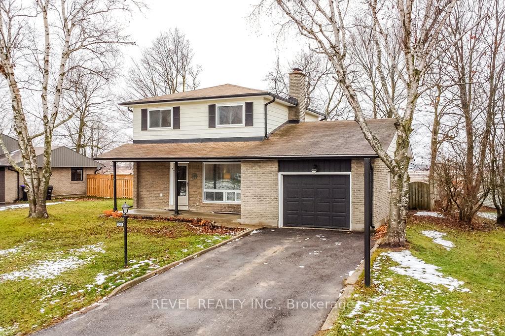 Photo 1 of 261 Nelson Crescent, Innisfil, Stroud — HOMEH