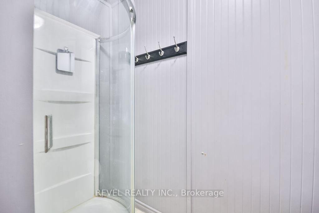 Photo 13 of 261 Nelson Crescent, Innisfil, Stroud — HOMEH