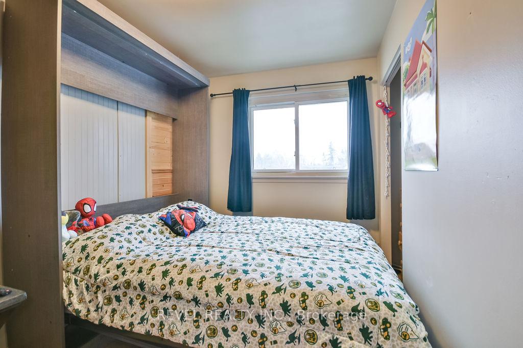 Photo 21 of 261 Nelson Crescent, Innisfil, Stroud — HOMEH