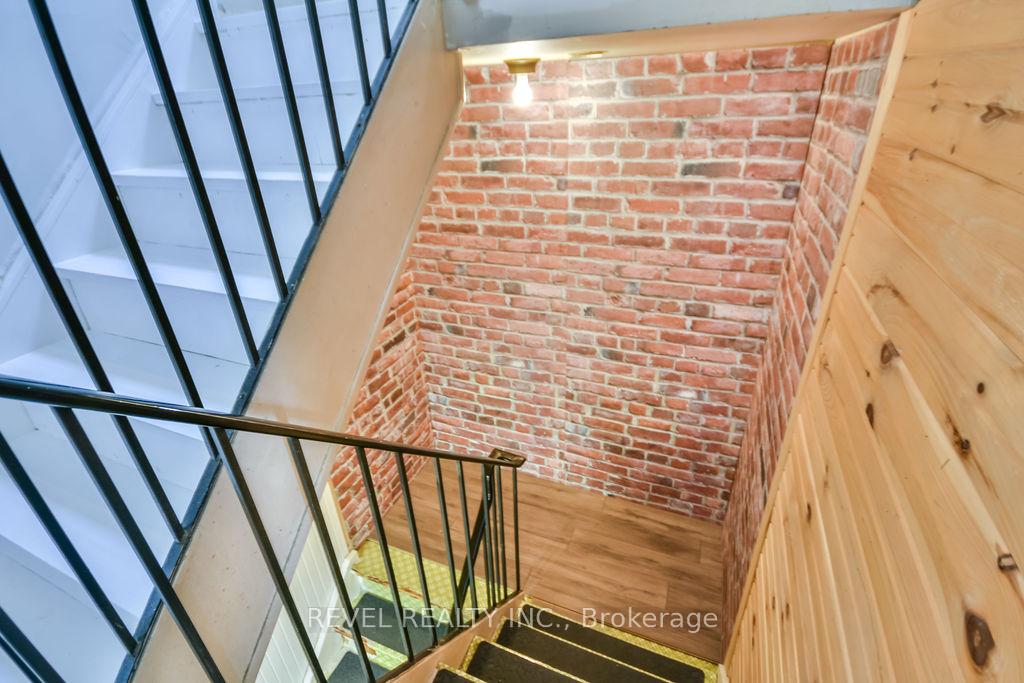 Photo 22 of 261 Nelson Crescent, Innisfil, Stroud — HOMEH
