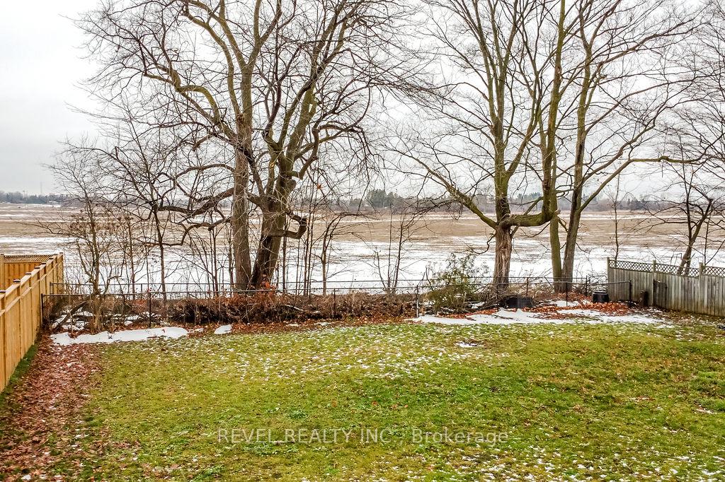 Photo 34 of 261 Nelson Crescent, Innisfil, Stroud — HOMEH