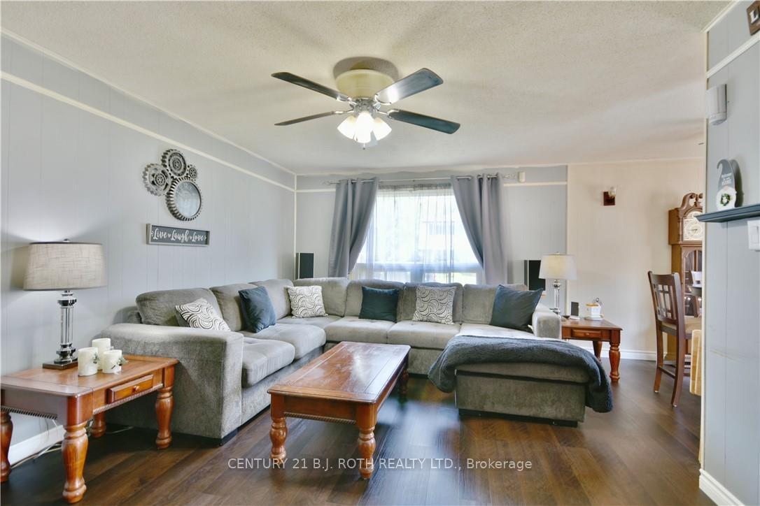 Photo 4 of 624 Bayview Drive, Midland — HOMEH