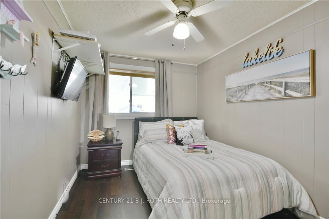 Photo 10 of 624 Bayview Drive, Midland — HOMEH