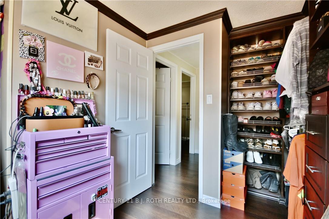 Photo 11 of 624 Bayview Drive, Midland — HOMEH