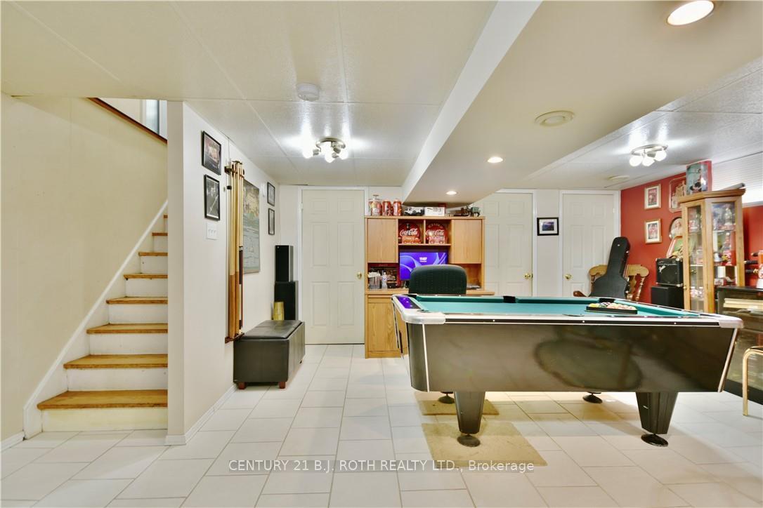 Photo 15 of 624 Bayview Drive, Midland — HOMEH