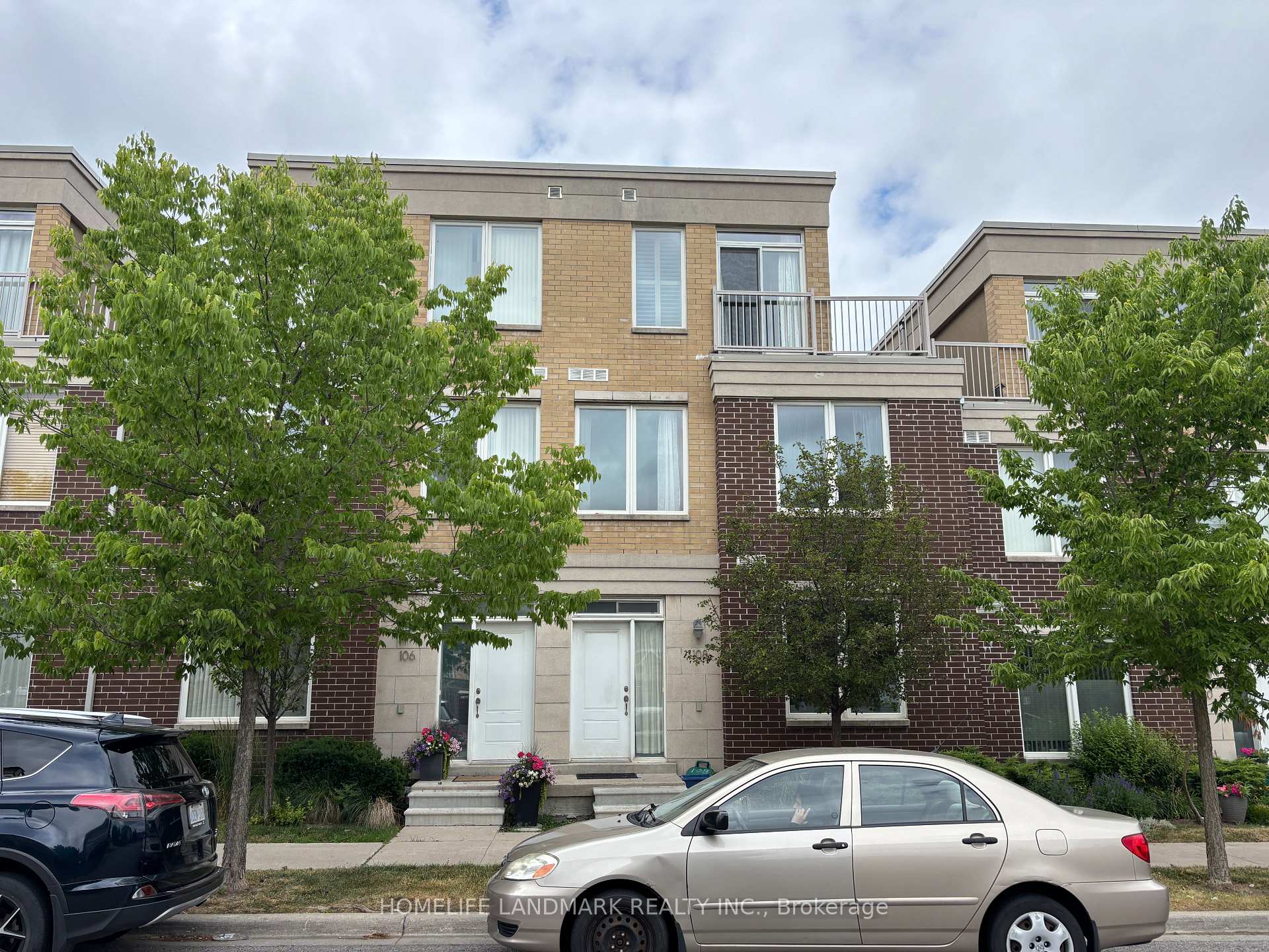 Photo 1 of 108 Unity Gardens Drive, Markham, Village Green-South Unionville — HOMEH