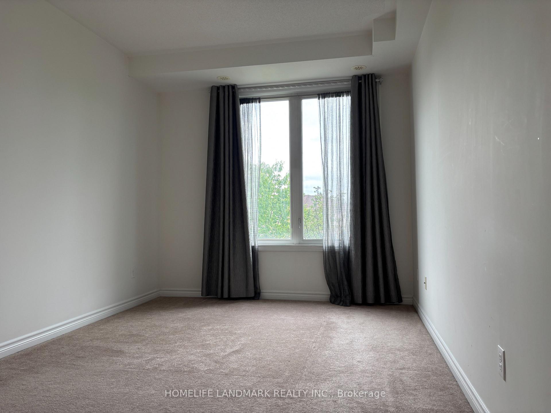 Photo 13 of 108 Unity Gardens Drive, Markham, Village Green-South Unionville — HOMEH