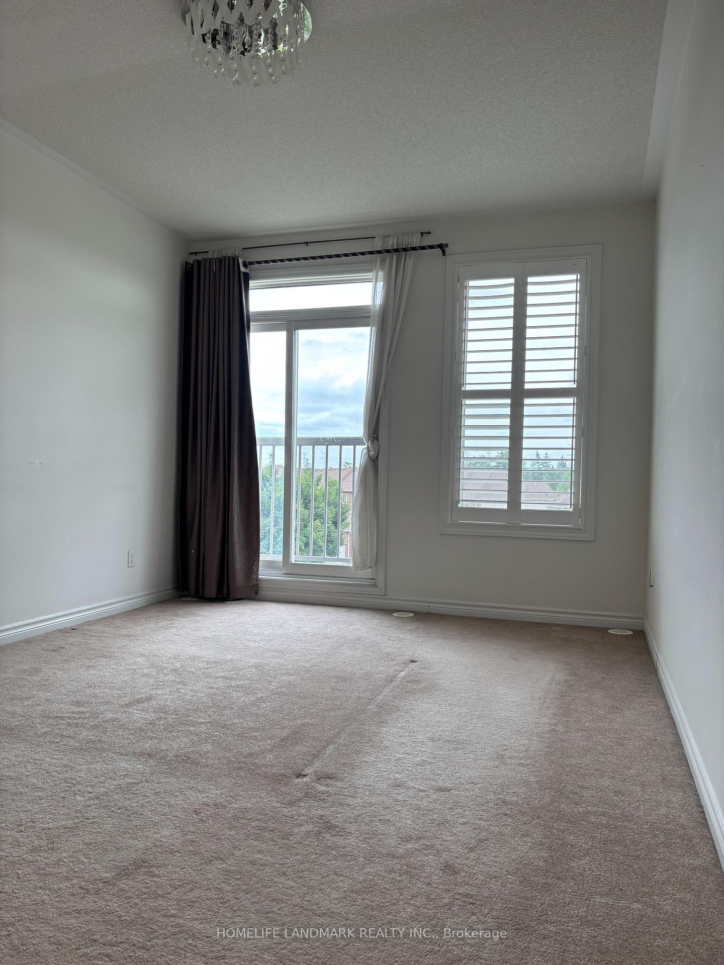 Photo 16 of 108 Unity Gardens Drive, Markham, Village Green-South Unionville — HOMEH