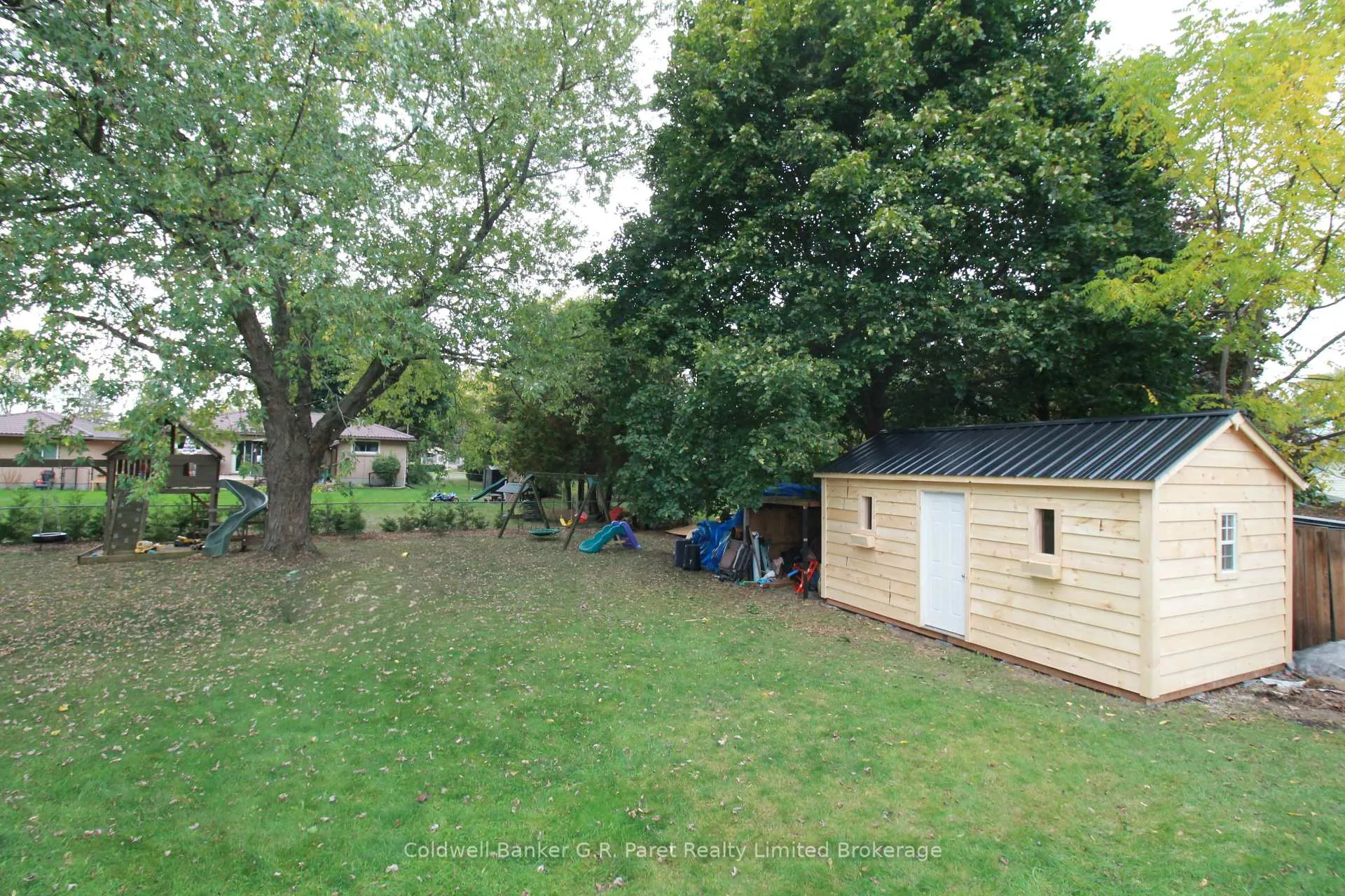 Photo 22 of 104 Simcoe Crescent, Middlesex Centre, Komoka — HOMEH