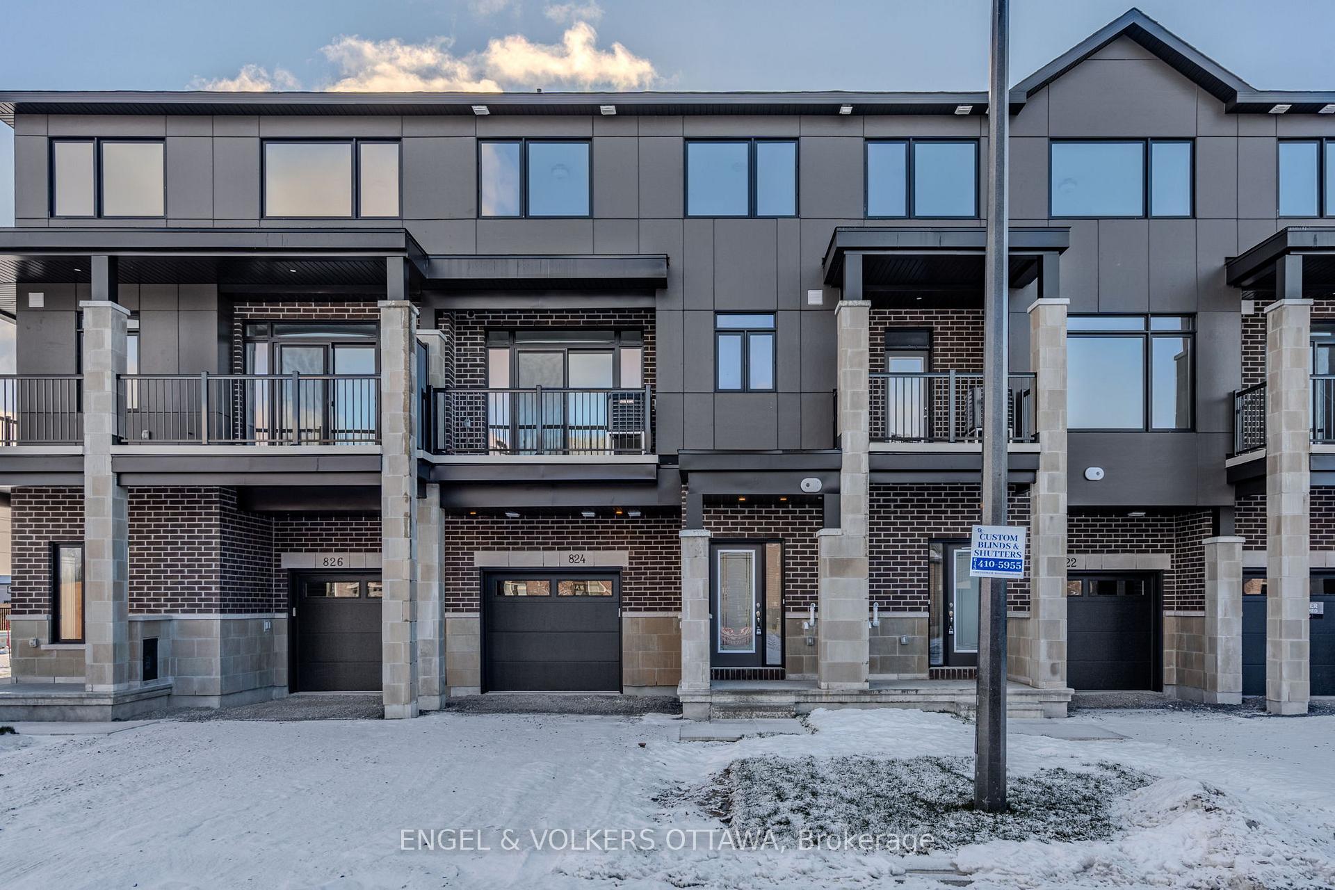 Photo 1 of 824 Anciano Crescent, Ottawa, Kanata - Emerald Meadows/Trailwest — HOMEH