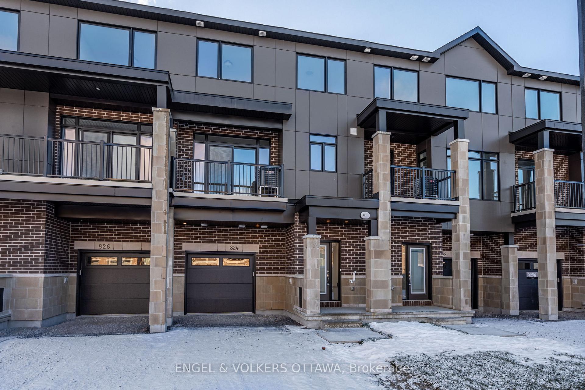 Photo 2 of 824 Anciano Crescent, Ottawa, Kanata - Emerald Meadows/Trailwest — HOMEH