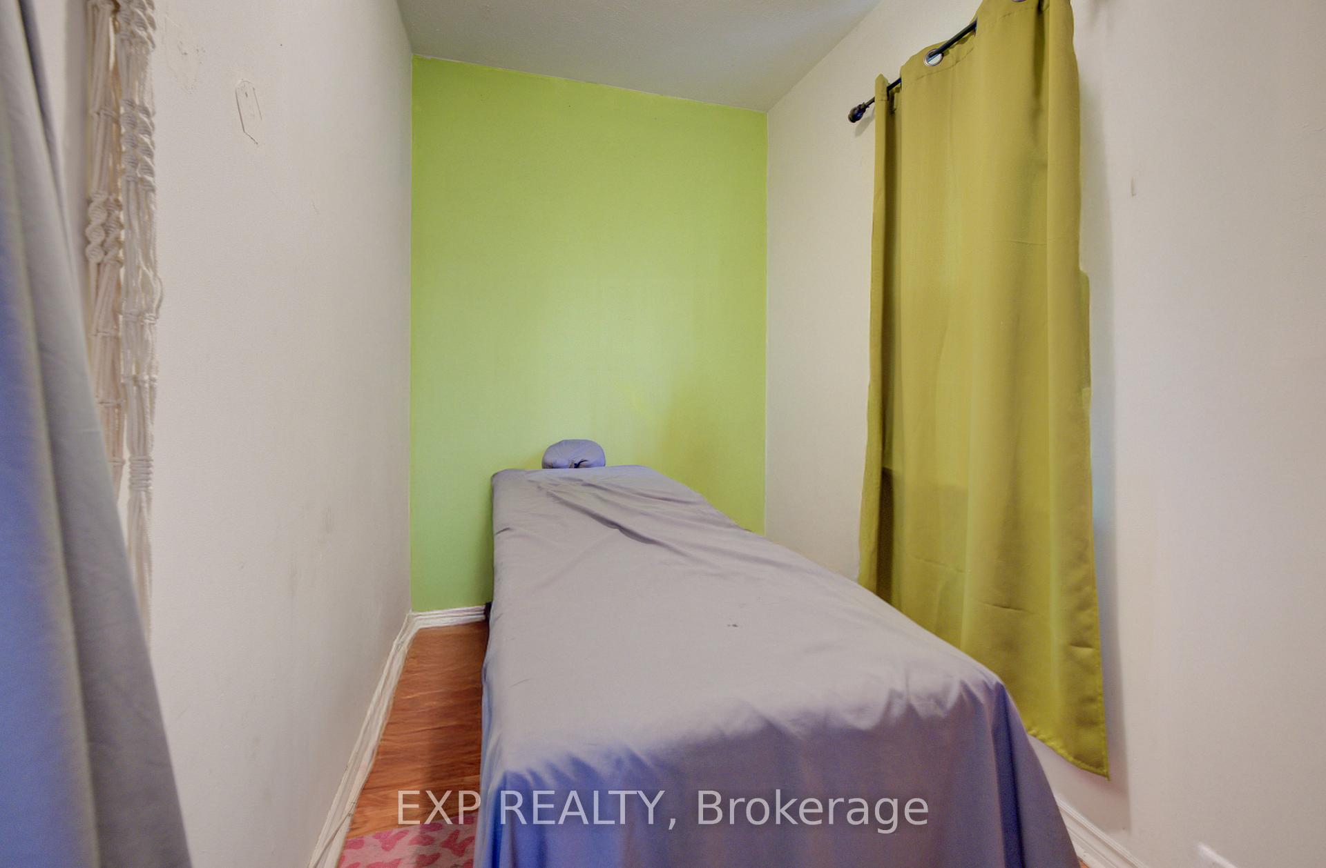 Photo 12 of 324 Maple Avenue, Kitchener, Northward — HOMEH