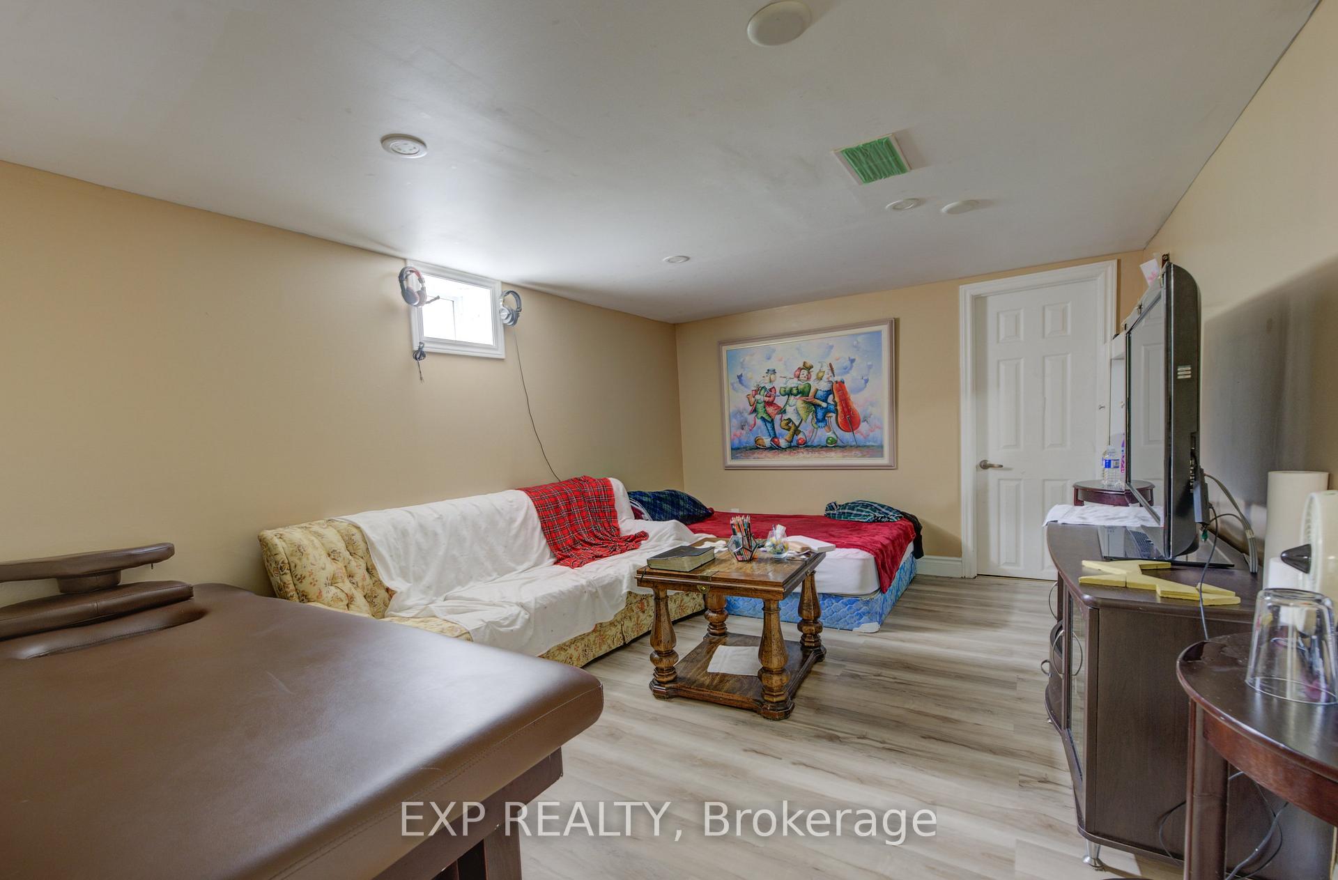 Photo 14 of 324 Maple Avenue, Kitchener, Northward — HOMEH