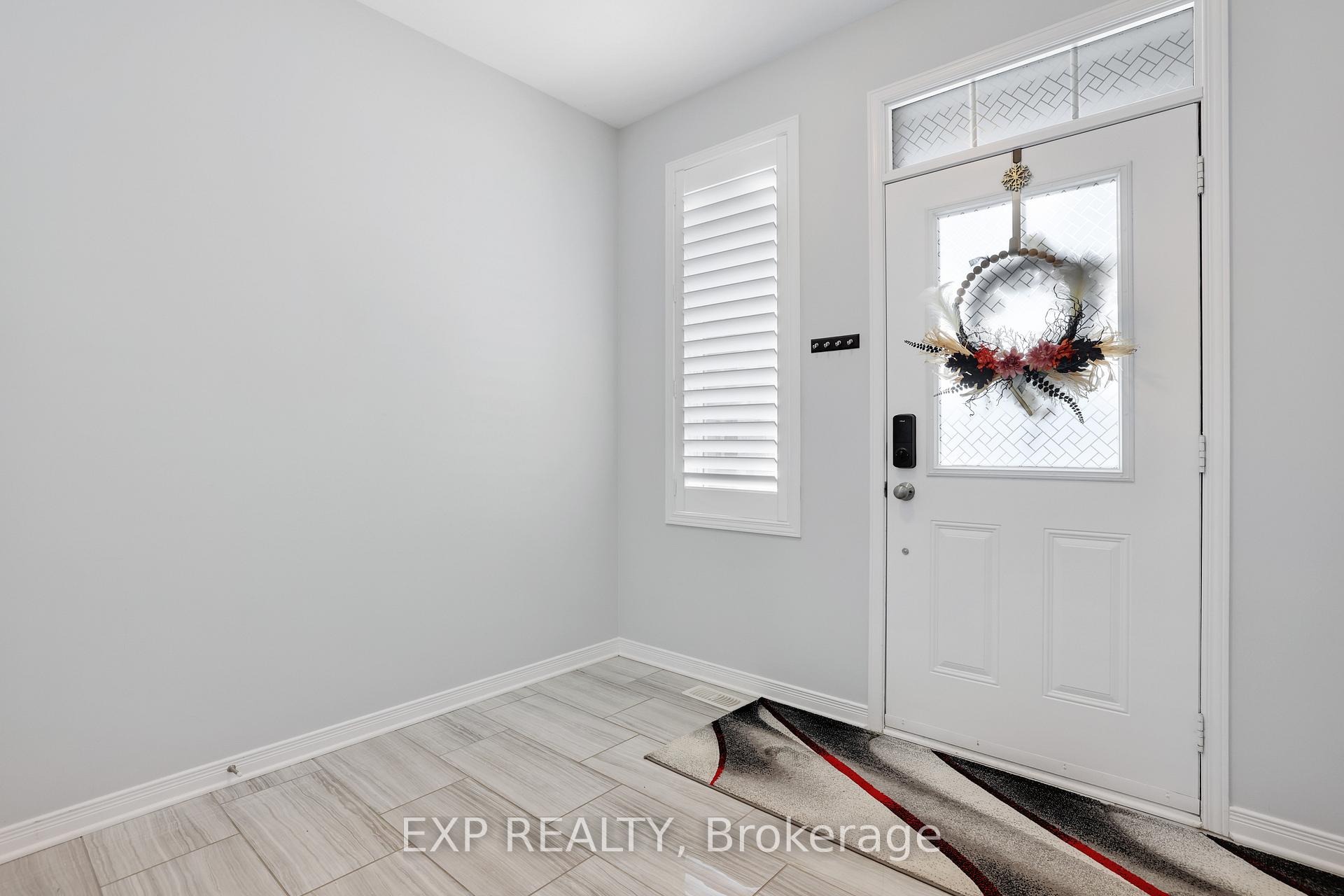 Photo 3 of 188 Balikun Heights, Ottawa, Kanata - Emerald Meadows/Trailwest — HOMEH