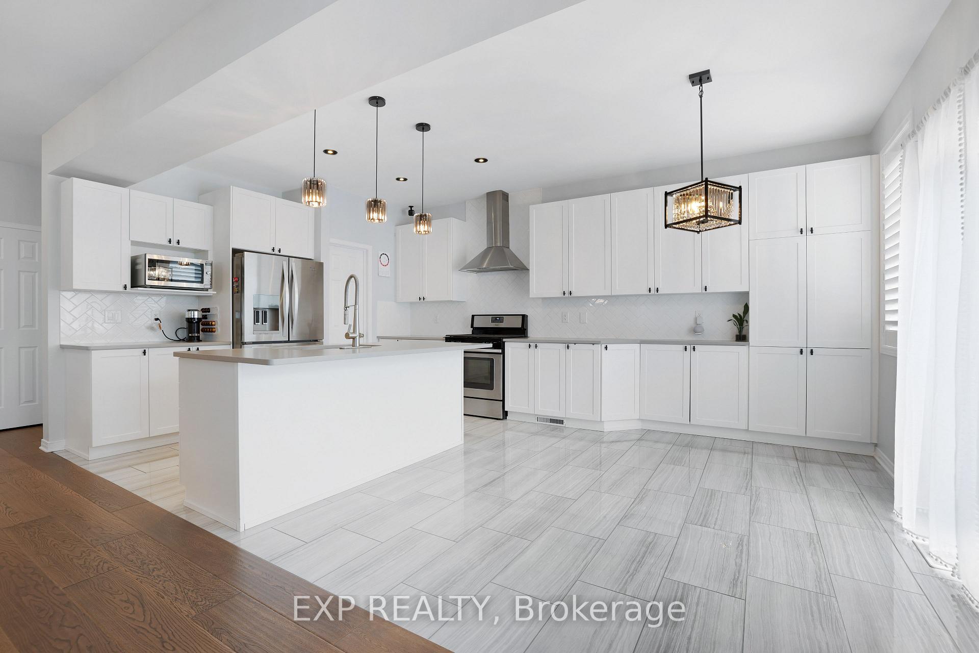Photo 13 of 188 Balikun Heights, Ottawa, Kanata - Emerald Meadows/Trailwest — HOMEH