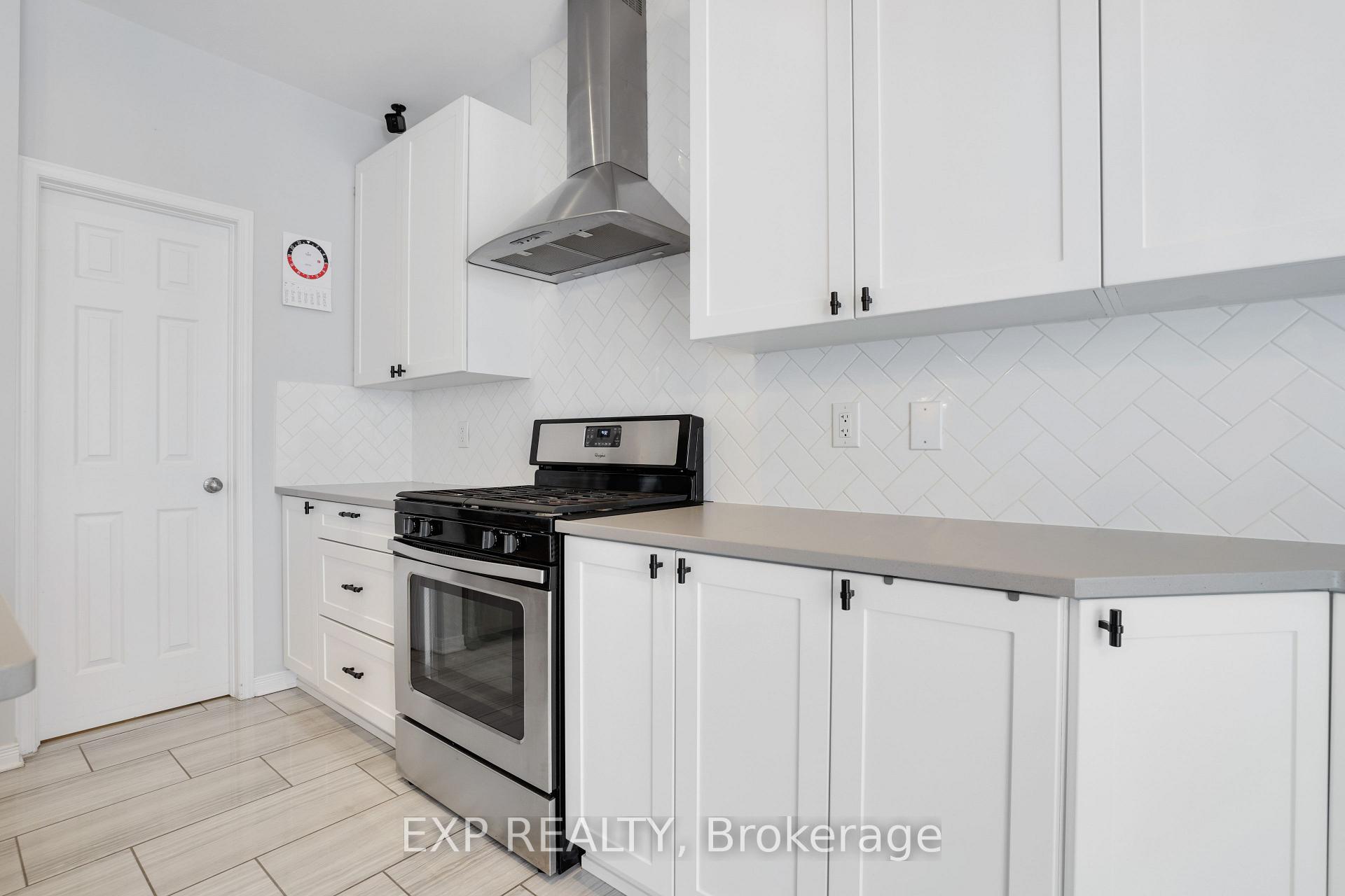 Photo 15 of 188 Balikun Heights, Ottawa, Kanata - Emerald Meadows/Trailwest — HOMEH