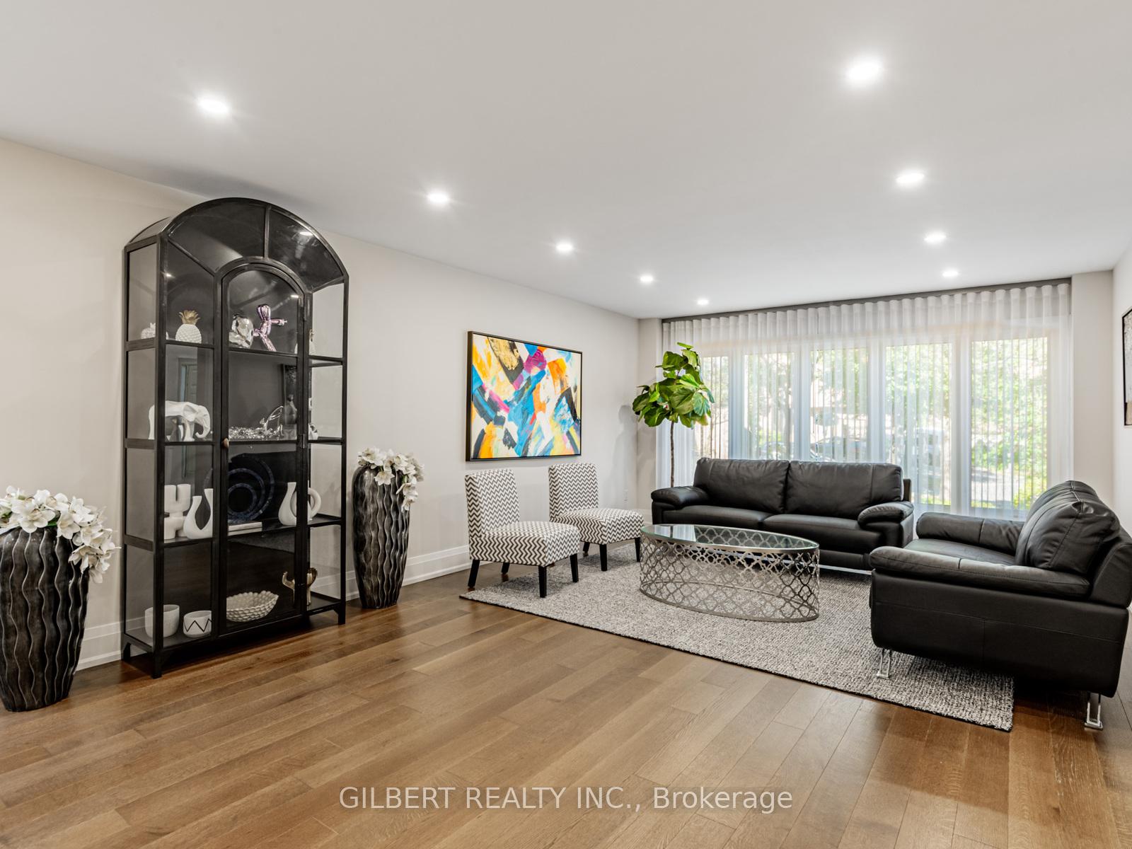 Photo 3 of 5 Lunau Lane, Markham, Aileen-Willowbrook — HOMEH