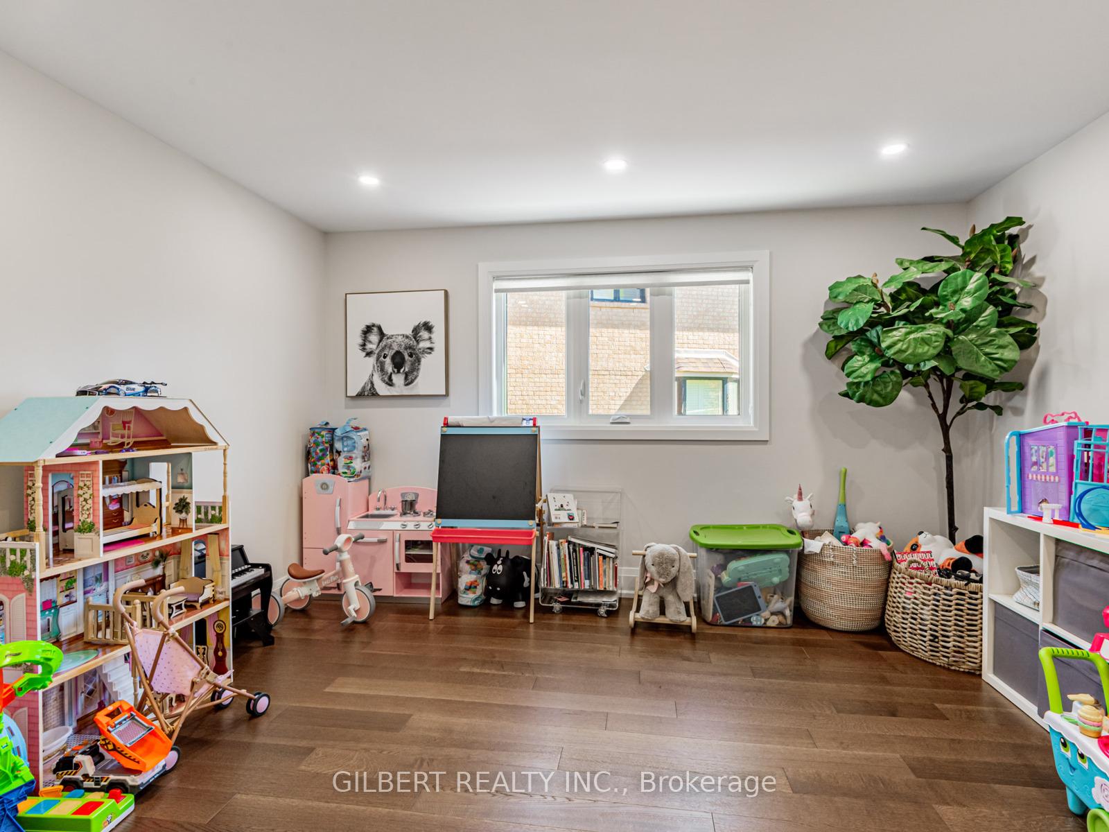 Photo 14 of 5 Lunau Lane, Markham, Aileen-Willowbrook — HOMEH