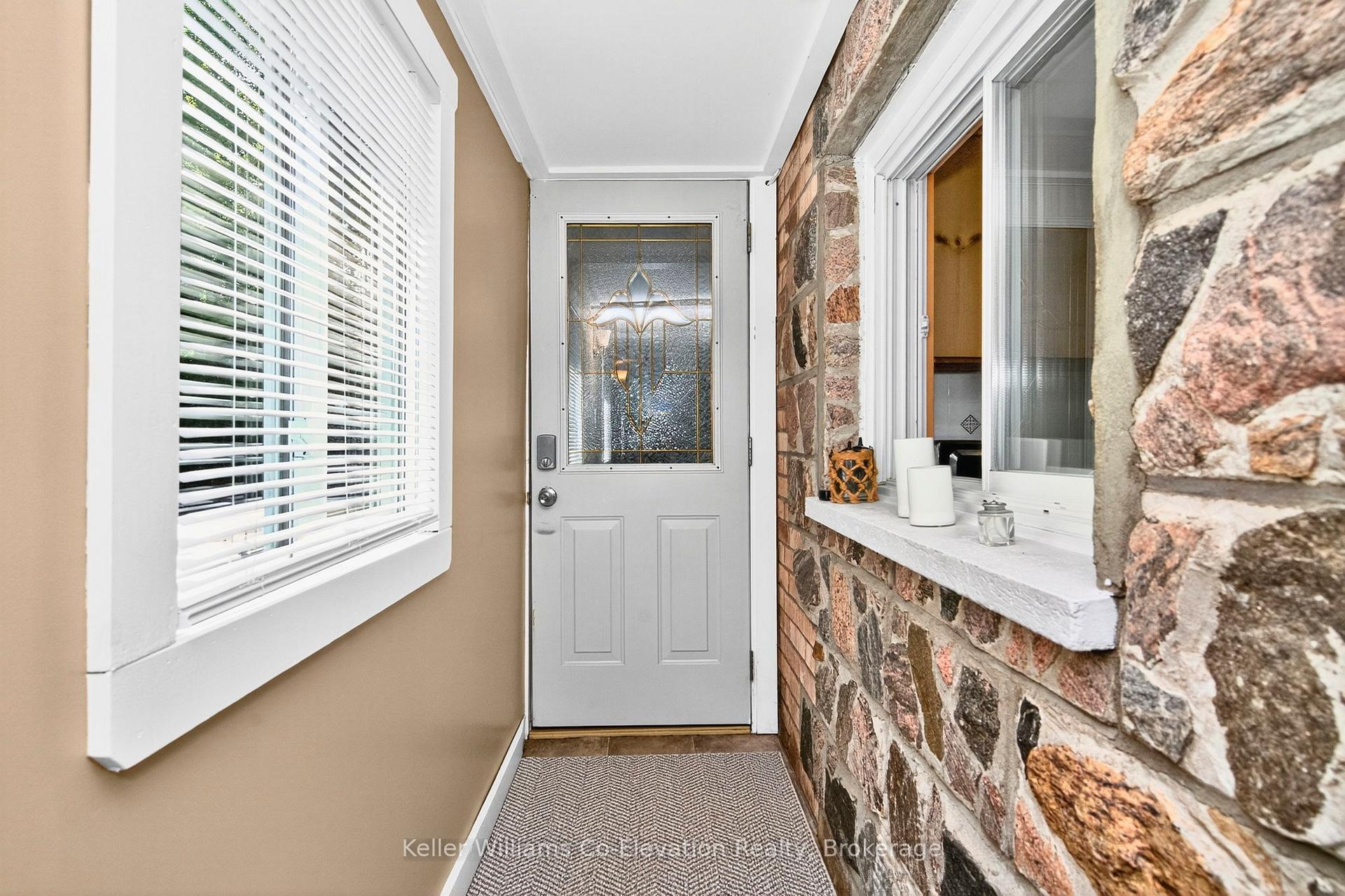 Photo 5 of 9752 County Road 93, Midland — HOMEH