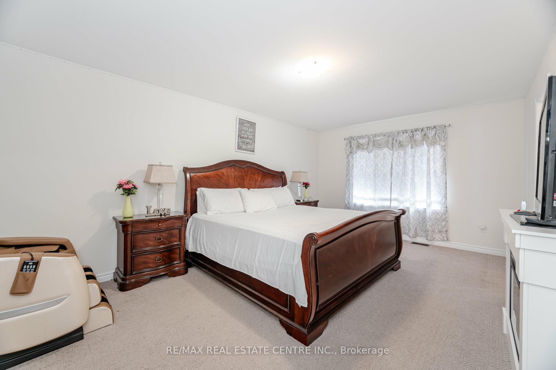 Photo 1 of 1304 Harrington Street, Innisfil, Lefroy — HOMEH