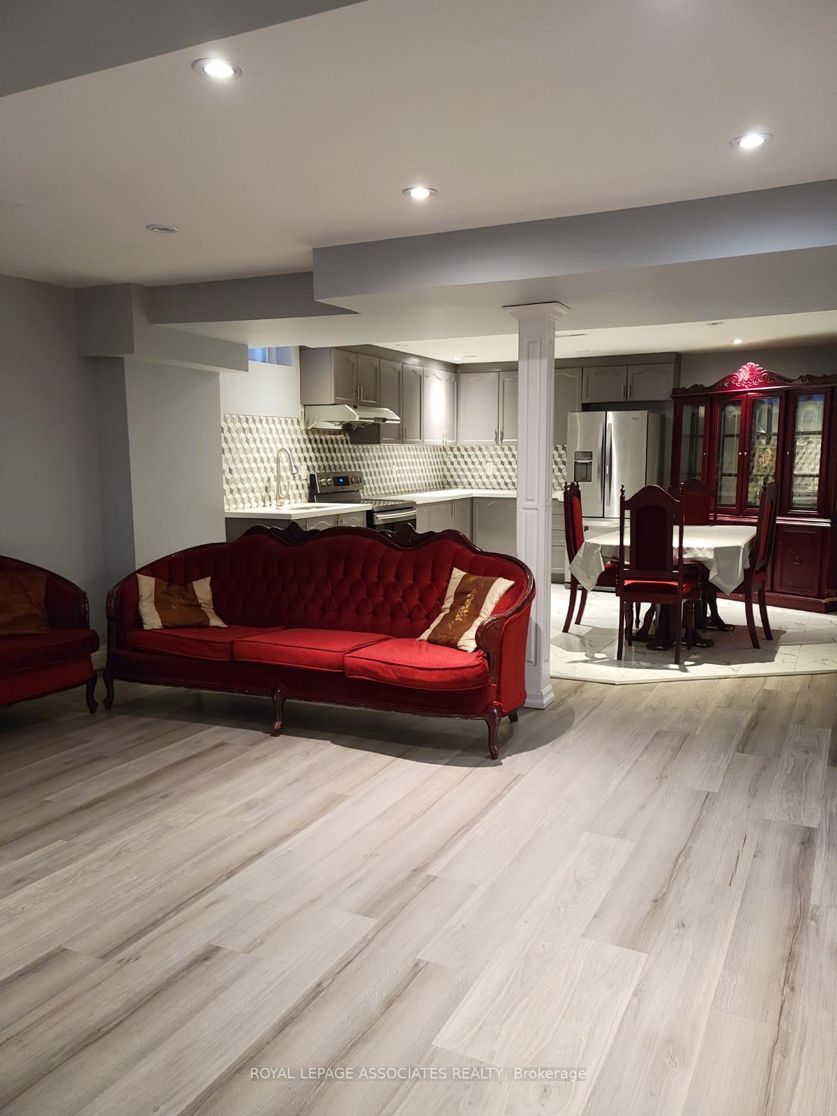 Photo 3 of Unit BSMT, 433 Elson Street, Markham, Cedarwood — HOMEH