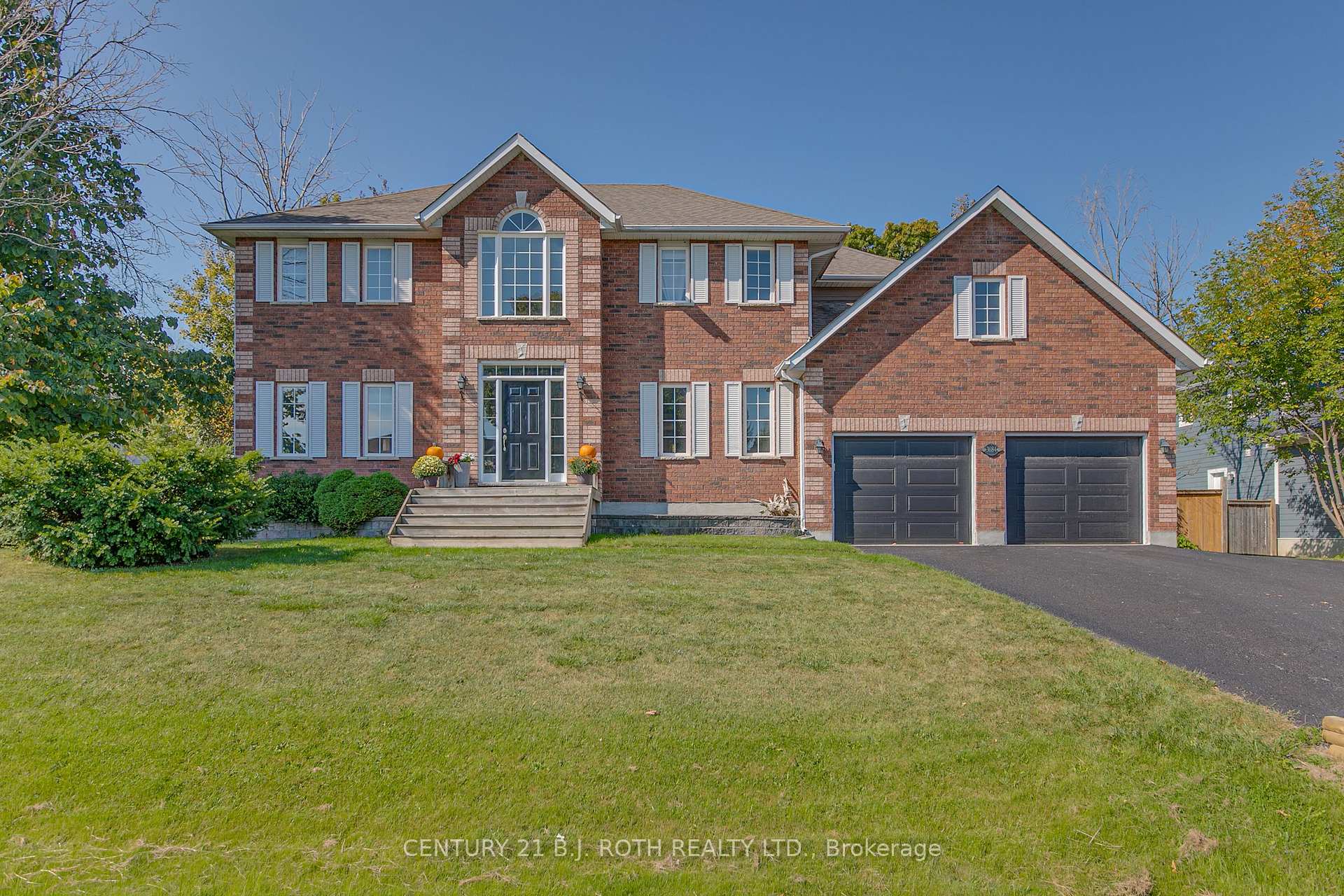 Front of 3684 Kimberley Street