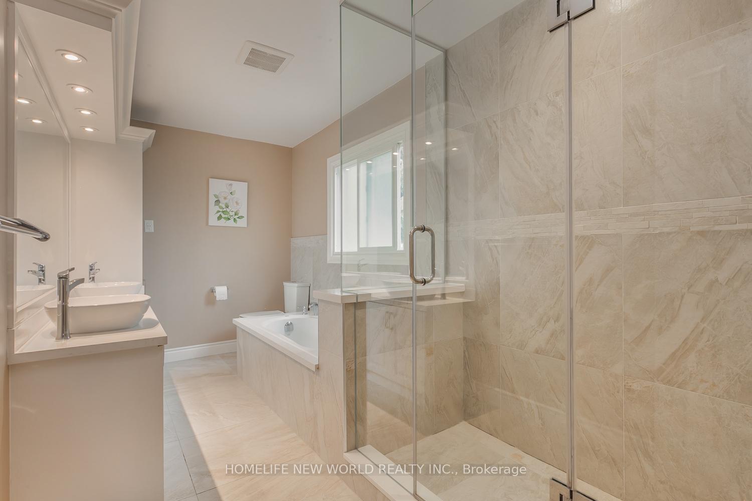 Photo 24 of 2 Burr Crescent, Markham, Buttonville — HOMEH