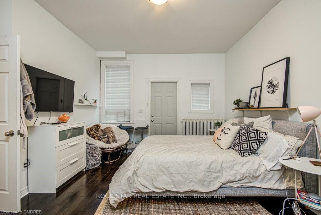 Photo 9 of Unit Unit 1/Main Floor, 322 Queen Street, Hamilton, Durand — HOMEH