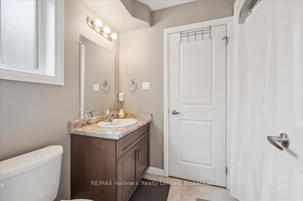 Photo 14 of 399 Greenfield Avenue, Kitchener — HOMEH