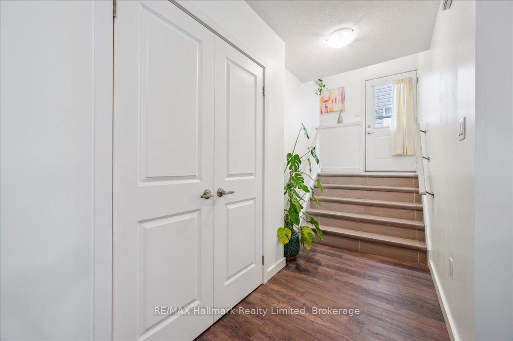 Photo 18 of 399 Greenfield Avenue, Kitchener — HOMEH