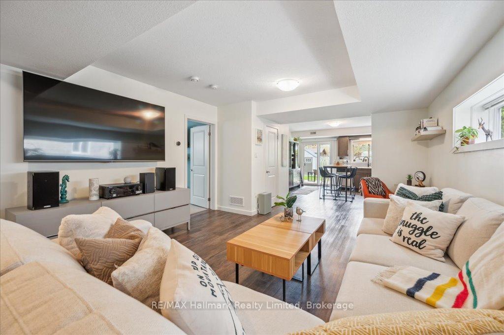 Photo 19 of 399 Greenfield Avenue, Kitchener — HOMEH