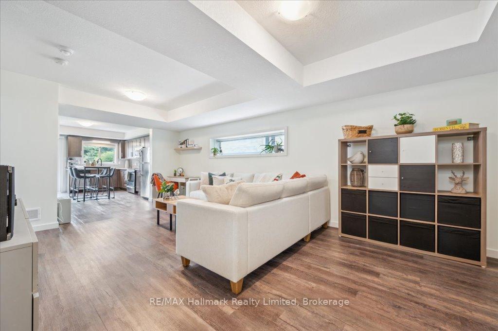 Photo 20 of 399 Greenfield Avenue, Kitchener — HOMEH