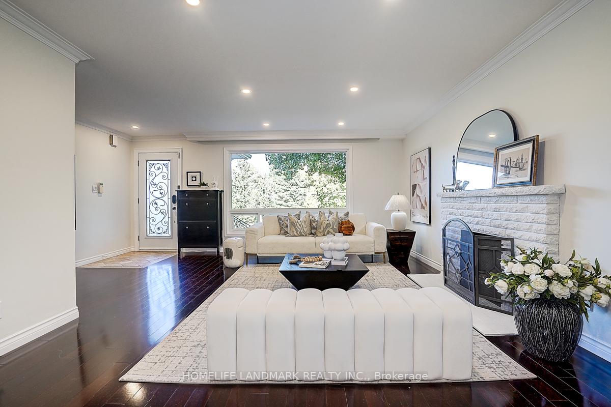 Photo 11 of 12 Paramount Road, Markham, Old Markham Village — HOMEH