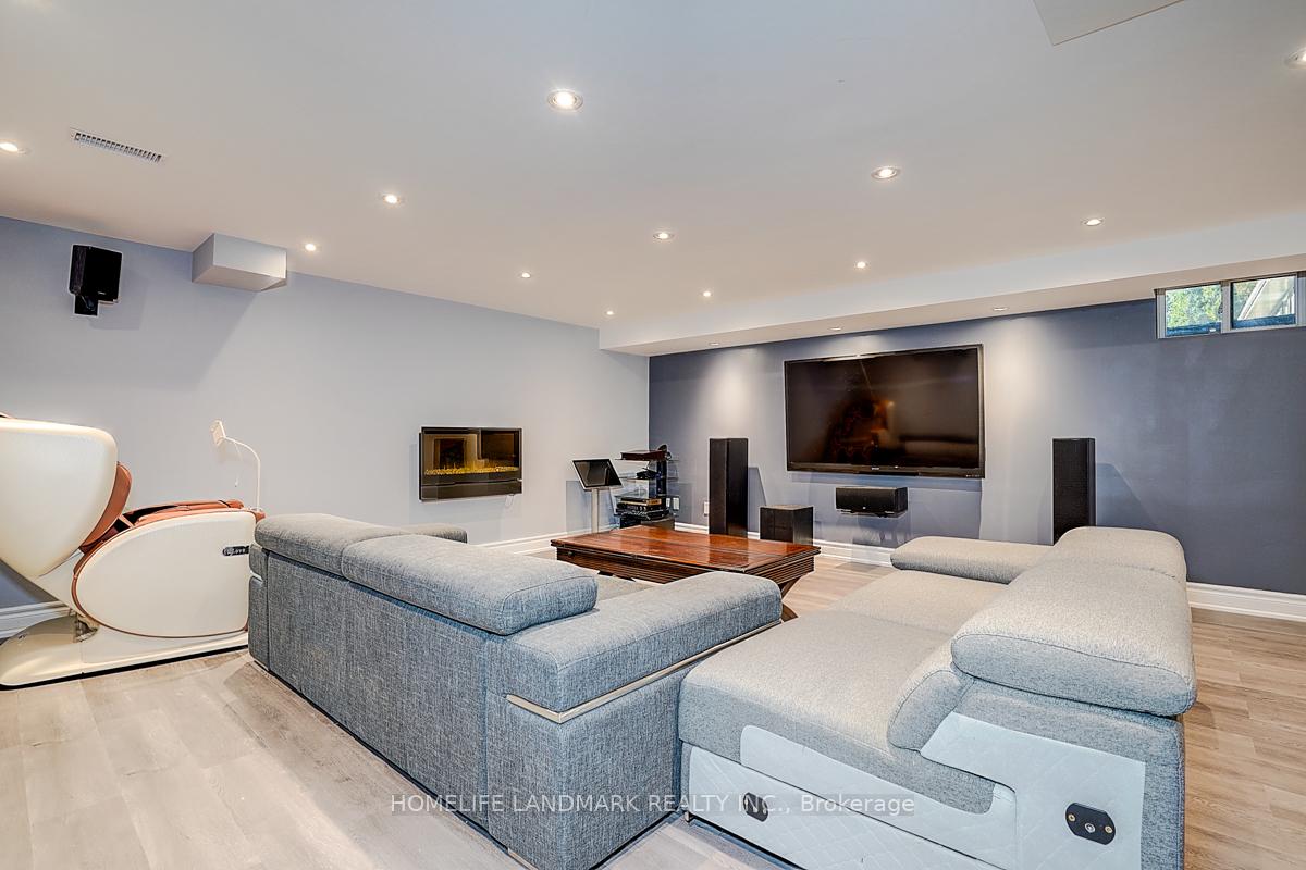 Photo 36 of 12 Paramount Road, Markham, Old Markham Village — HOMEH