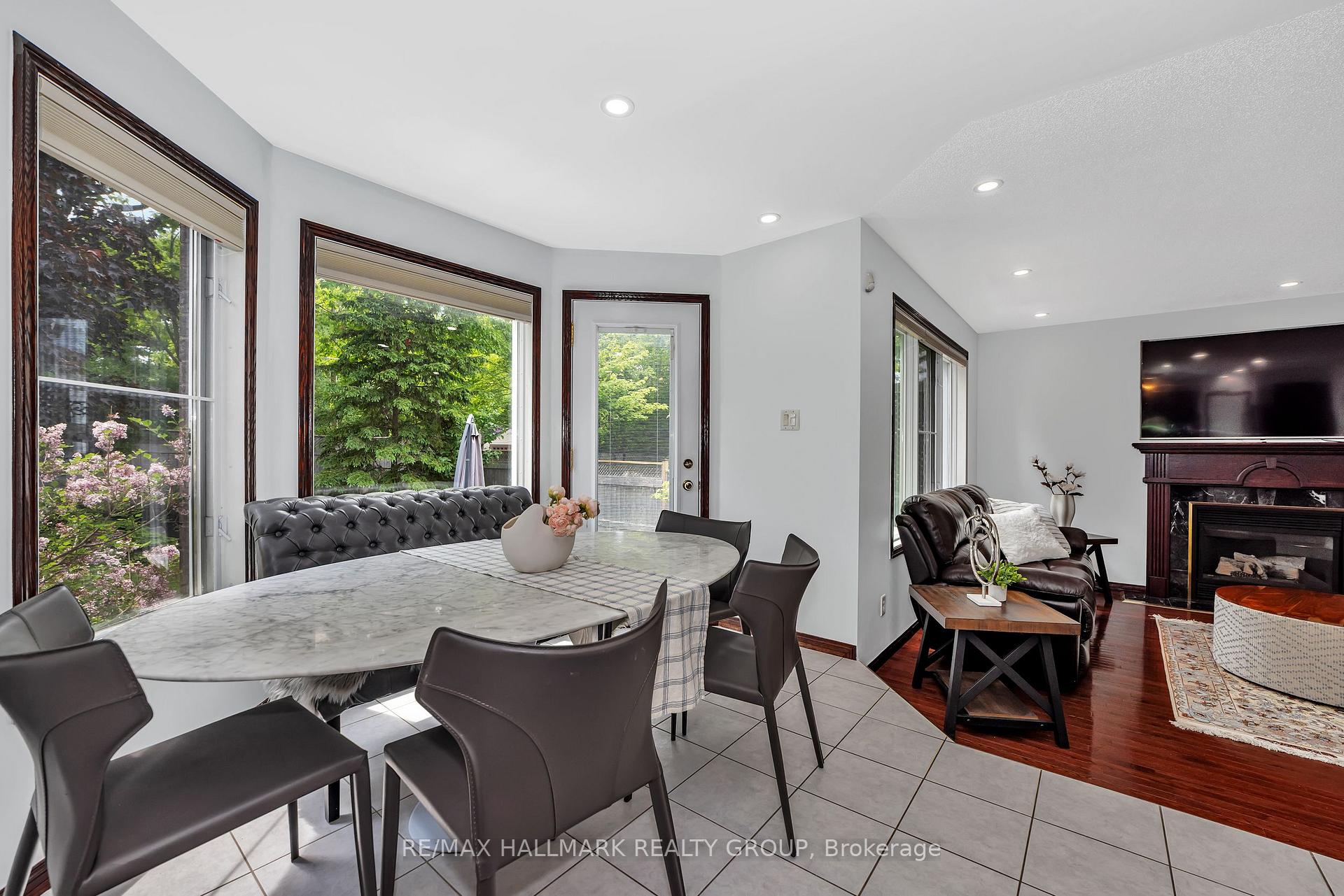 Photo 16 of 19 Langford Crescent, Ottawa, Kanata - Kanata Lakes/Heritage Hills — HOMEH