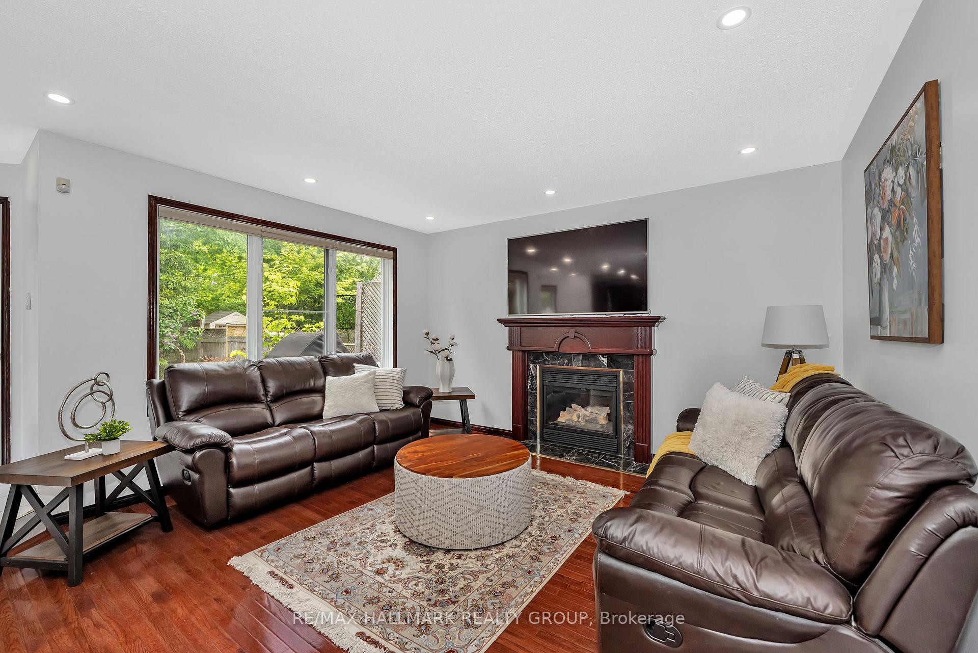 Photo 18 of 19 Langford Crescent, Ottawa, Kanata - Kanata Lakes/Heritage Hills — HOMEH