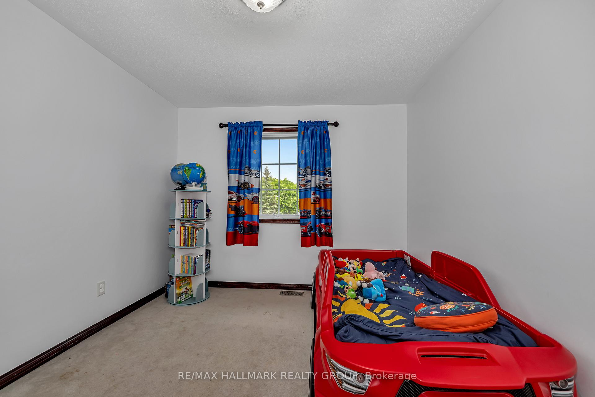 Photo 29 of 19 Langford Crescent, Ottawa, Kanata - Kanata Lakes/Heritage Hills — HOMEH