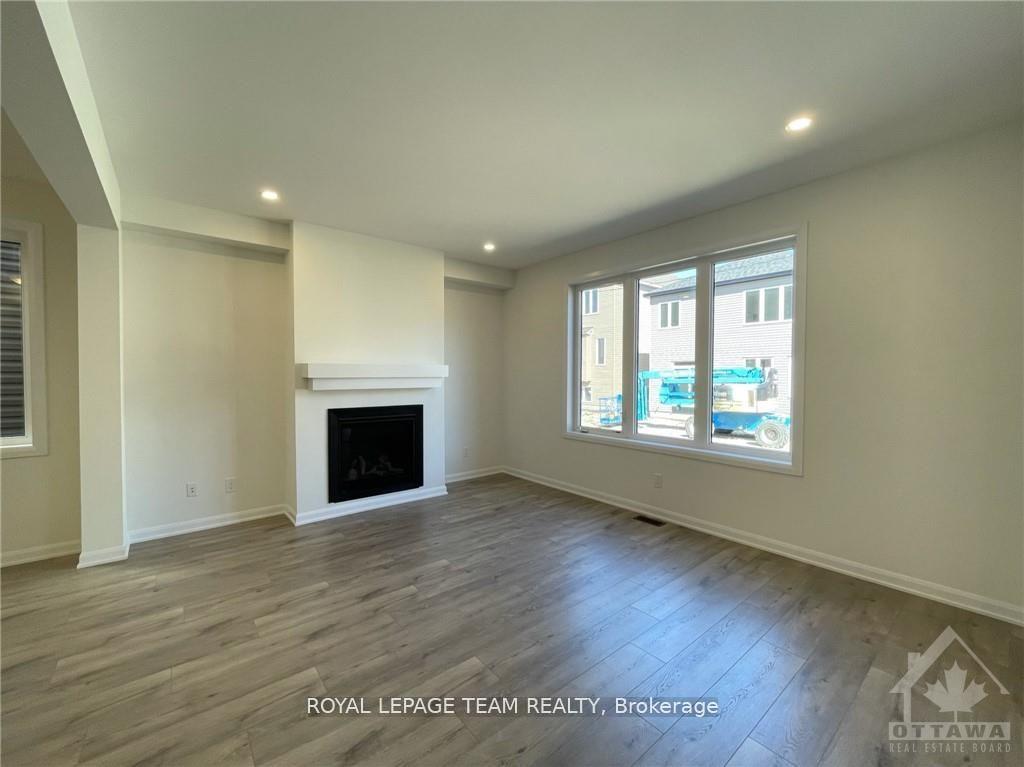 Photo 8 of 51 Eramosa Crescent, Ottawa, Kanata - Kanata Lakes/Heritage Hills — HOMEH