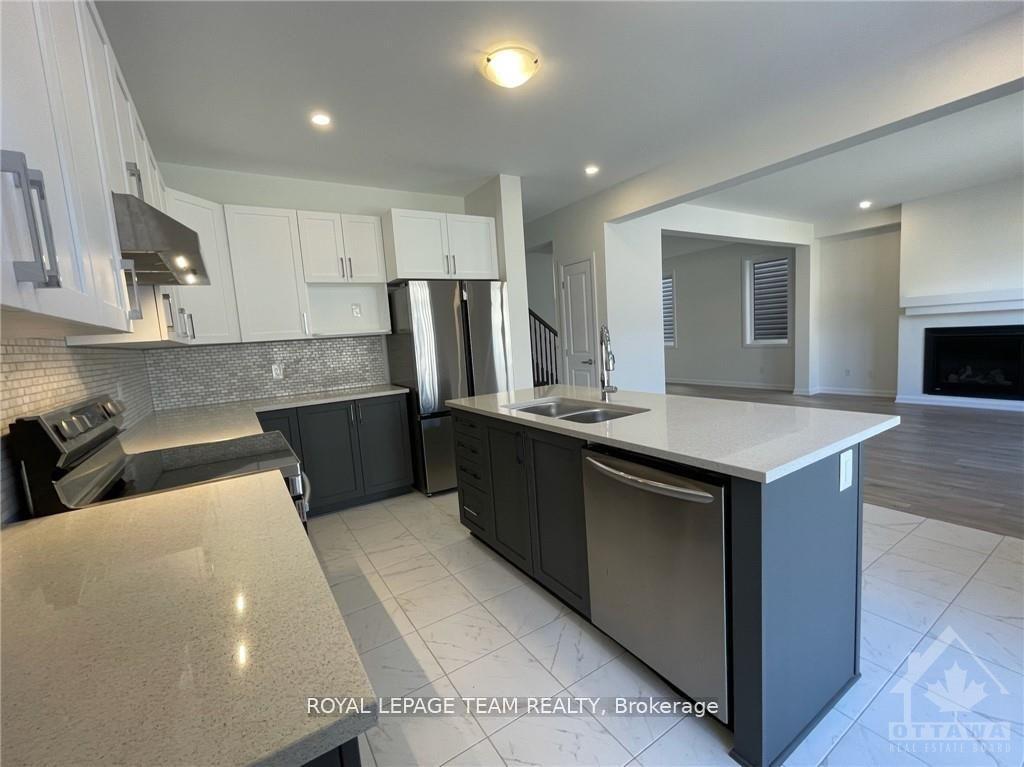 Photo 13 of 51 Eramosa Crescent, Ottawa, Kanata - Kanata Lakes/Heritage Hills — HOMEH